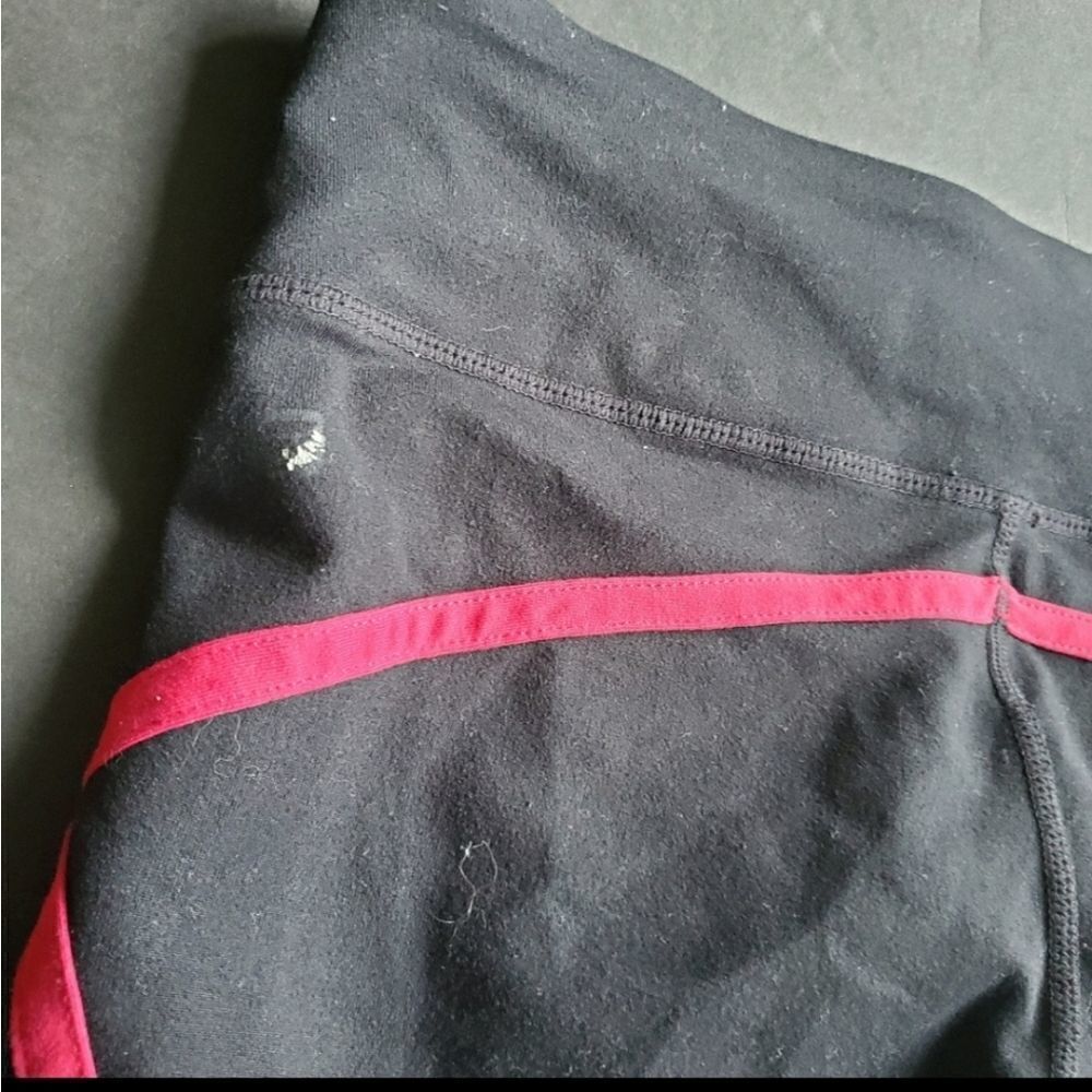 Fabletics Black Capris - Picture 7 of 9